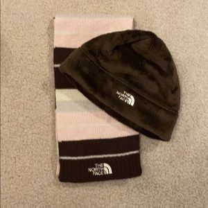 SCARF & HAT